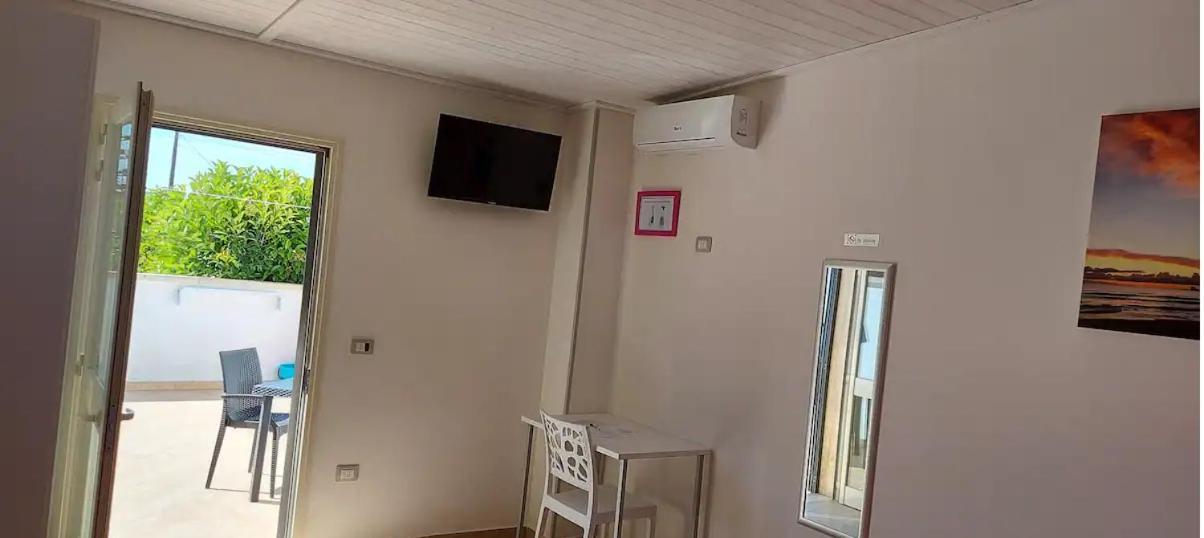 Briciola'S Rooms Porto Cesareo Ngoại thất bức ảnh